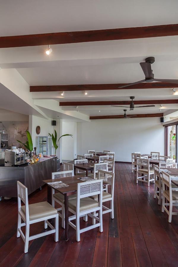 L'Osteria Luxe Beachfront B&B Генерал-Луна Экстерьер фото